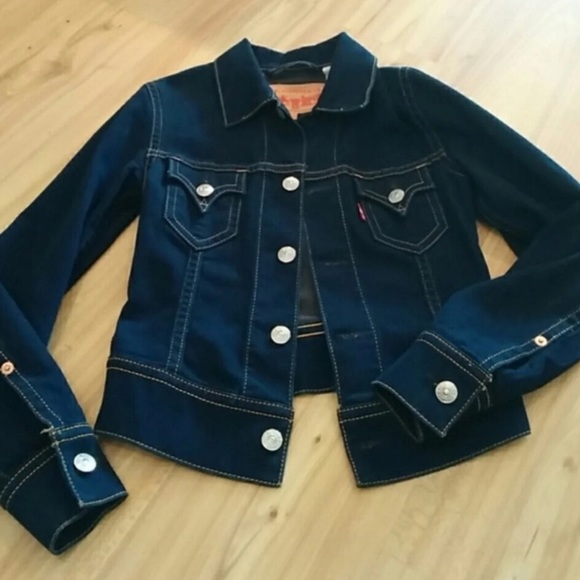 levi's iconic jacket